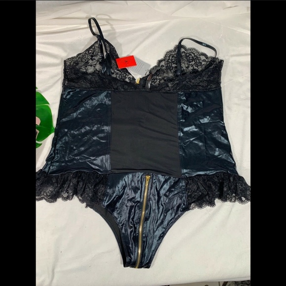 NIB Ann Summers‎ Tasha Faux Leather Bodysuit in Black [SZ XXL (20/22 US) ] - Picture 6 of 8